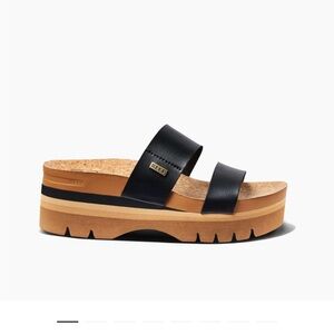 Gently Worn Cushion Vista Higher Size 7